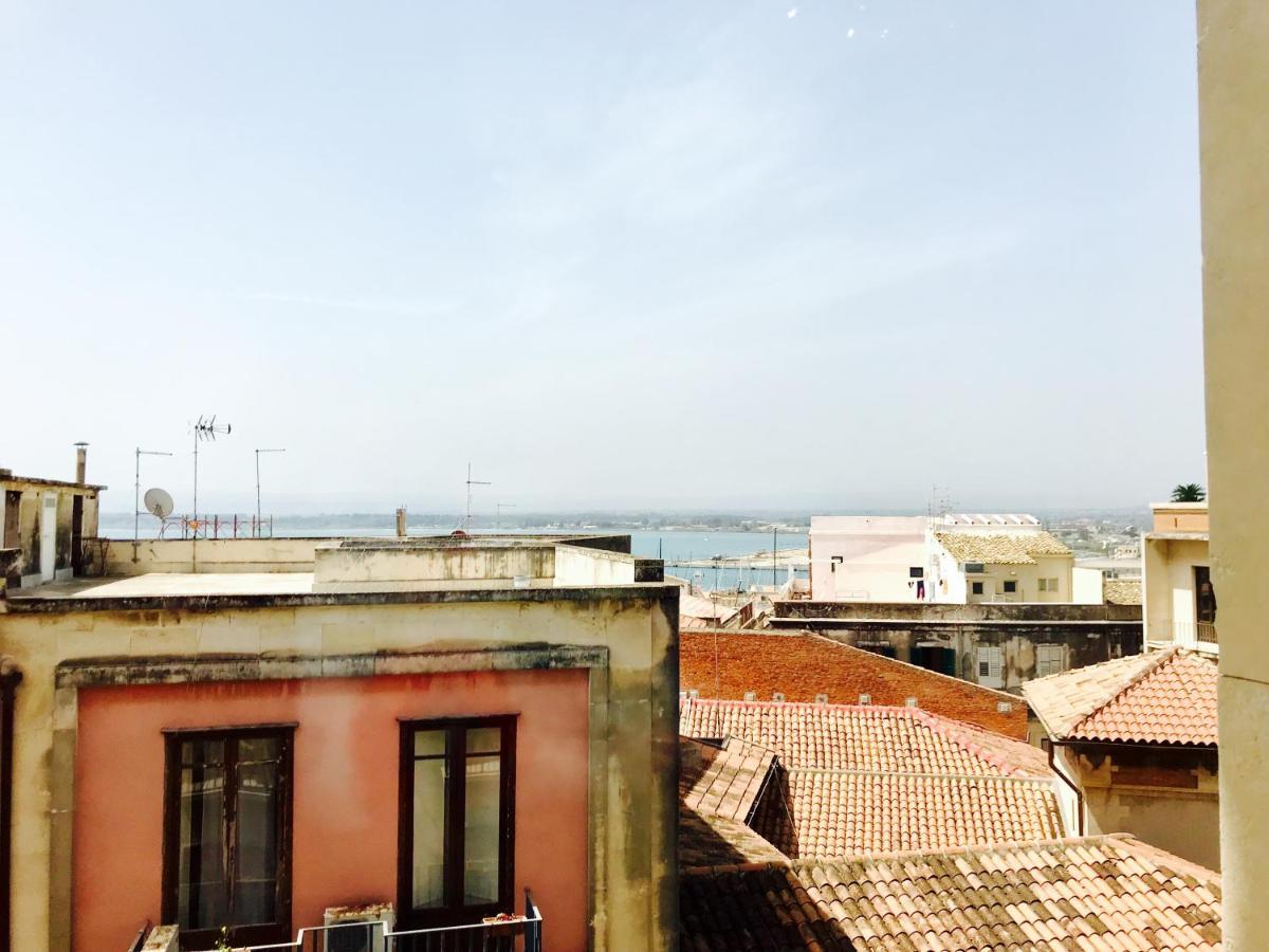 Casa Di Alice Luxury Hospitality - Elevator, Fast Wifi Apartment Syracuse Bagian luar foto