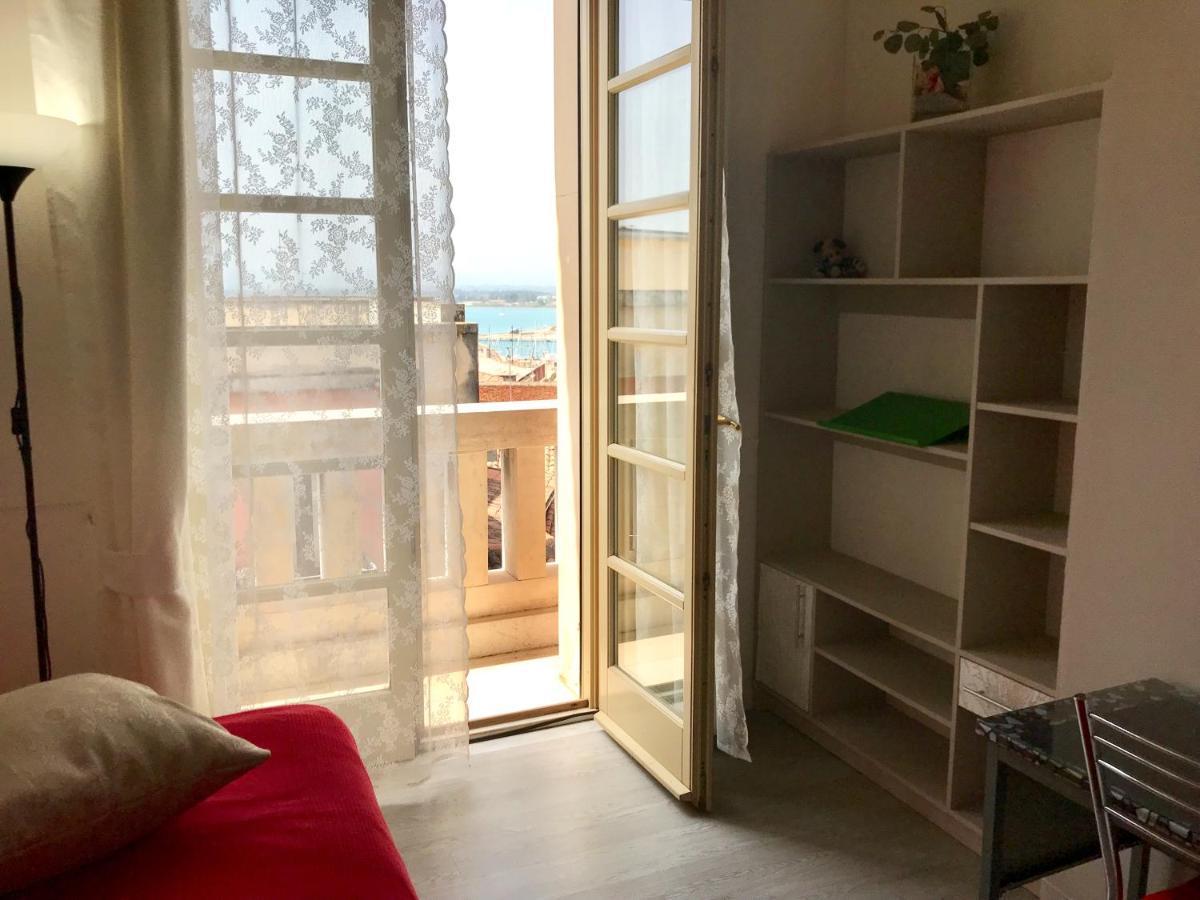 Casa Di Alice Luxury Hospitality - Elevator, Fast Wifi Apartment Syracuse Bagian luar foto