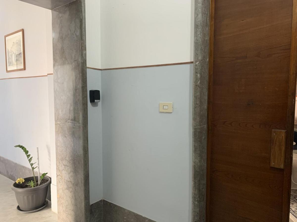 Casa Di Alice Luxury Hospitality - Elevator, Fast Wifi Apartment Syracuse Bagian luar foto